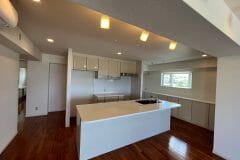 LINE_ALBUM_Country-heights-301_230810_17