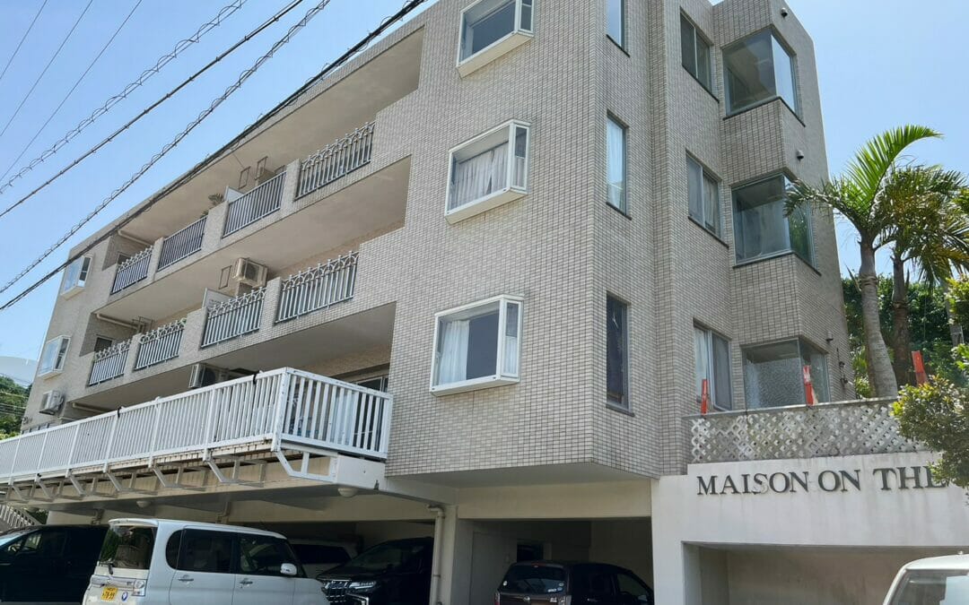 Nice Ocean and Sunset view 4 BR APT