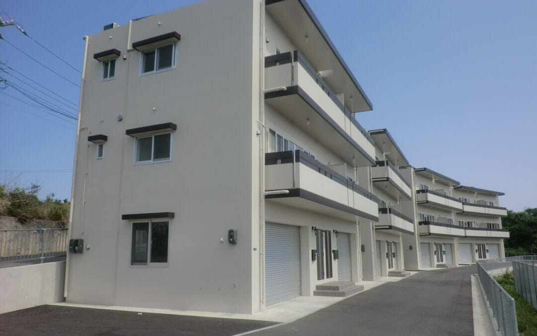 Duplex type with garage