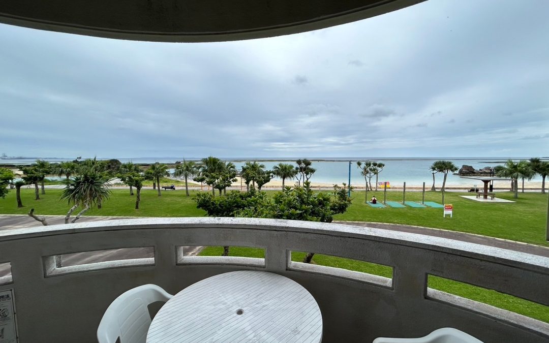 Near Araha Beach APT