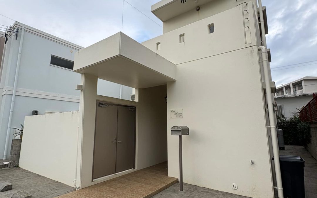 House in chatan (Negotiable)